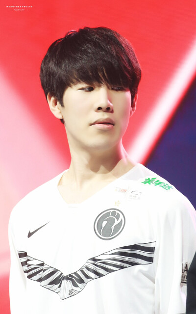 摆在最前面 摆在最前面