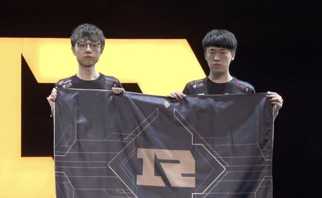 可互相呼应 可互相呼应